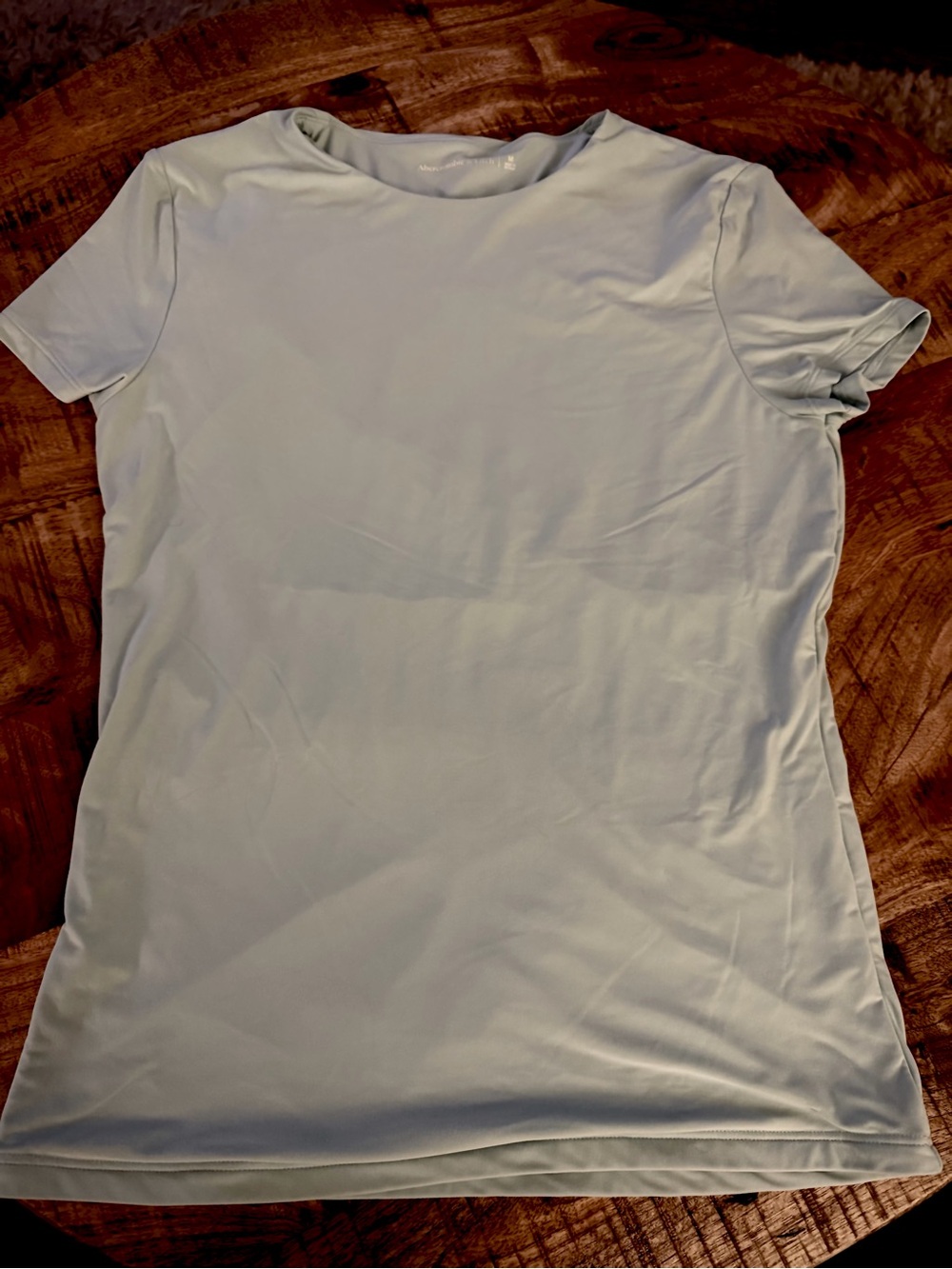 2 Abercrombie & Fitch Seamless Matte Shirts
PINK & BLUE Sz M Medium - Picture 4 of 6
